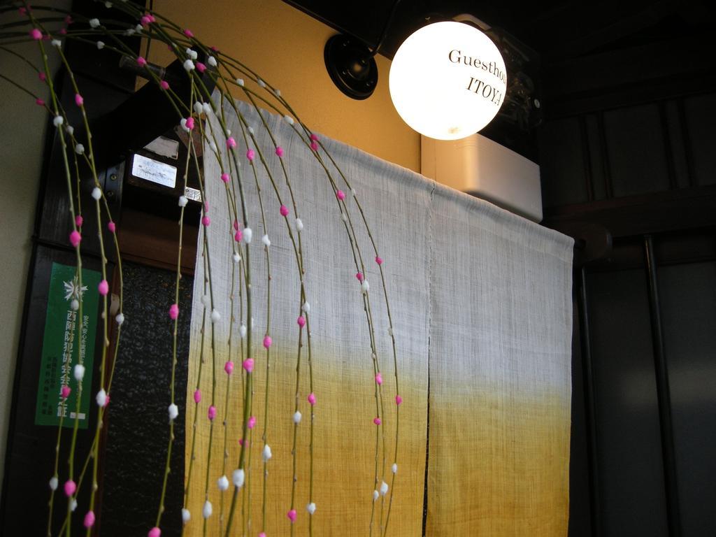 Guesthouse Itoya Kyoto Bagian luar foto